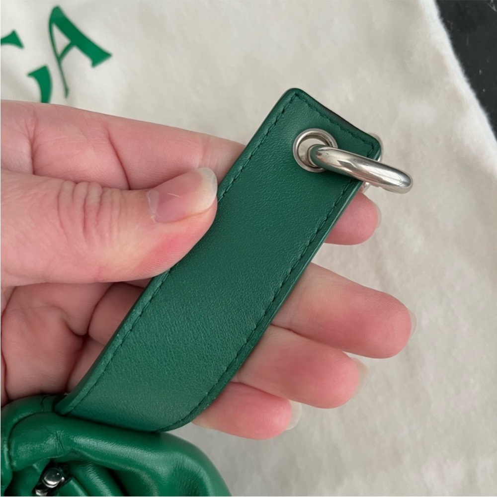 Bottega Veneta Leather Chain
Pouch Belt Bag - Picture 12 of 16